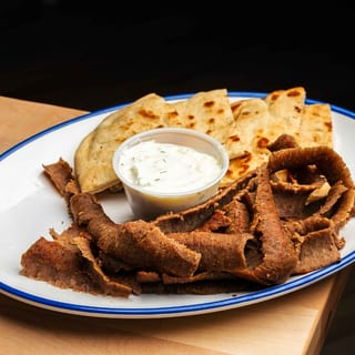 Traditional Gyro Platter